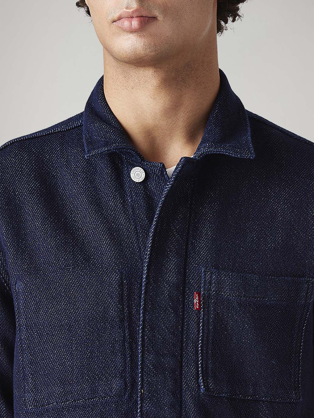 Men's Solid Relaxed Fit Denim Trucker Jacket - Image 3