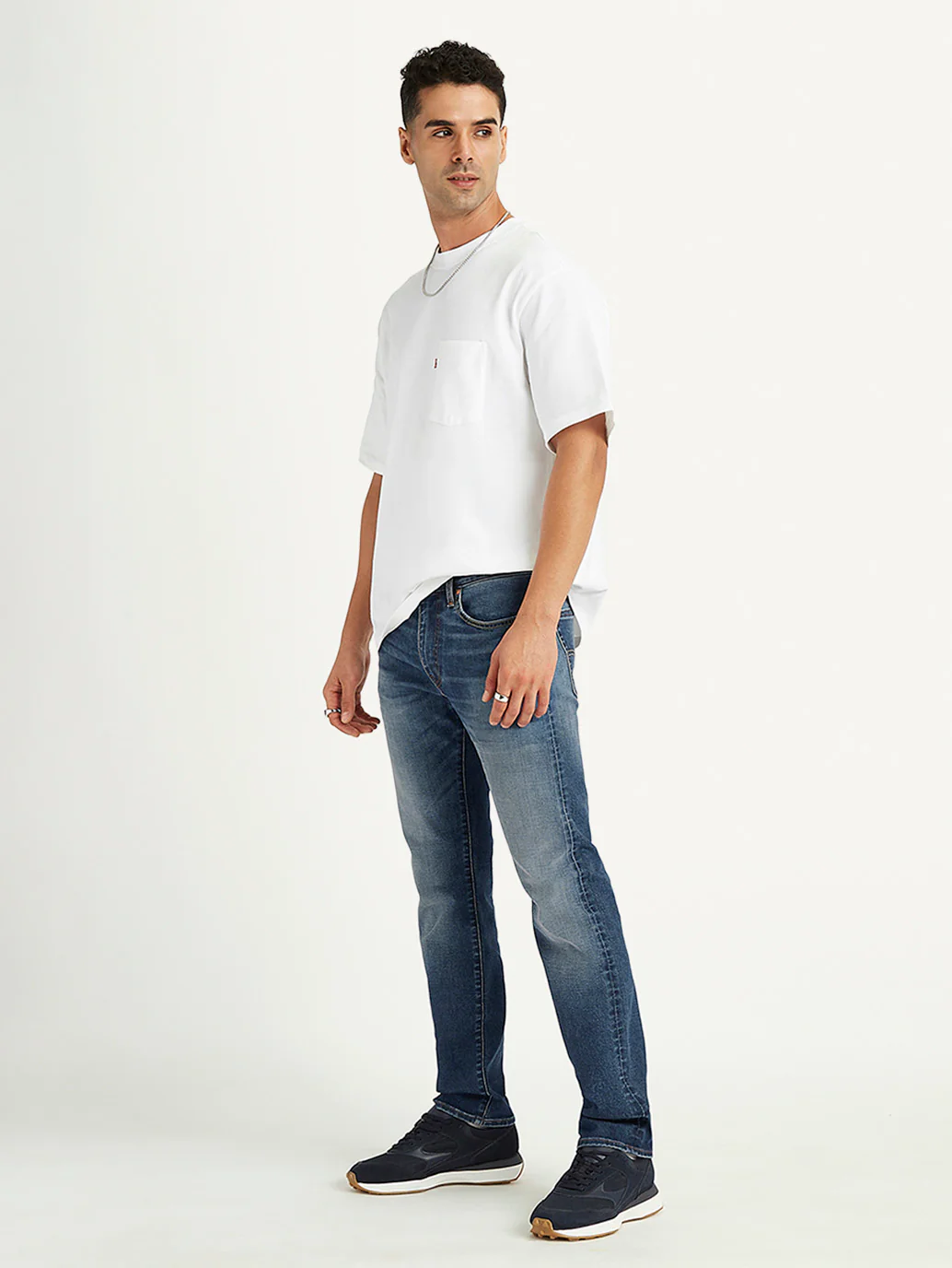 Men's Solid Loose Fit T-Shirt - Image 4