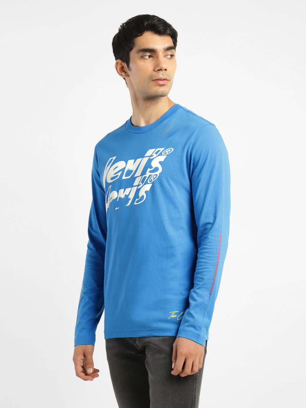 Men's Solid Round Neck T-shirt - Image 4