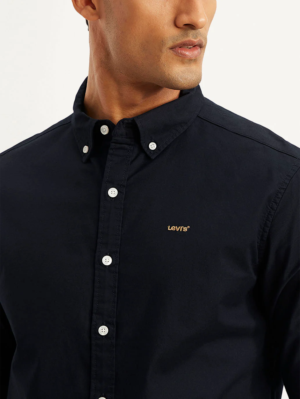 Men's Solid Slim Fit Oxford Shirt - Image 4