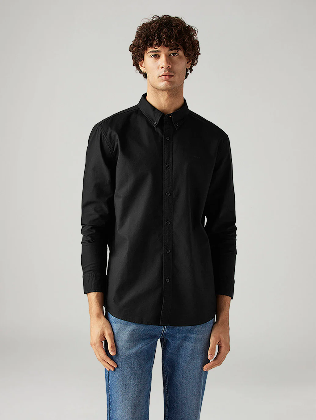 Men's Solid Slim Fit Oxford Shirt - Image 2