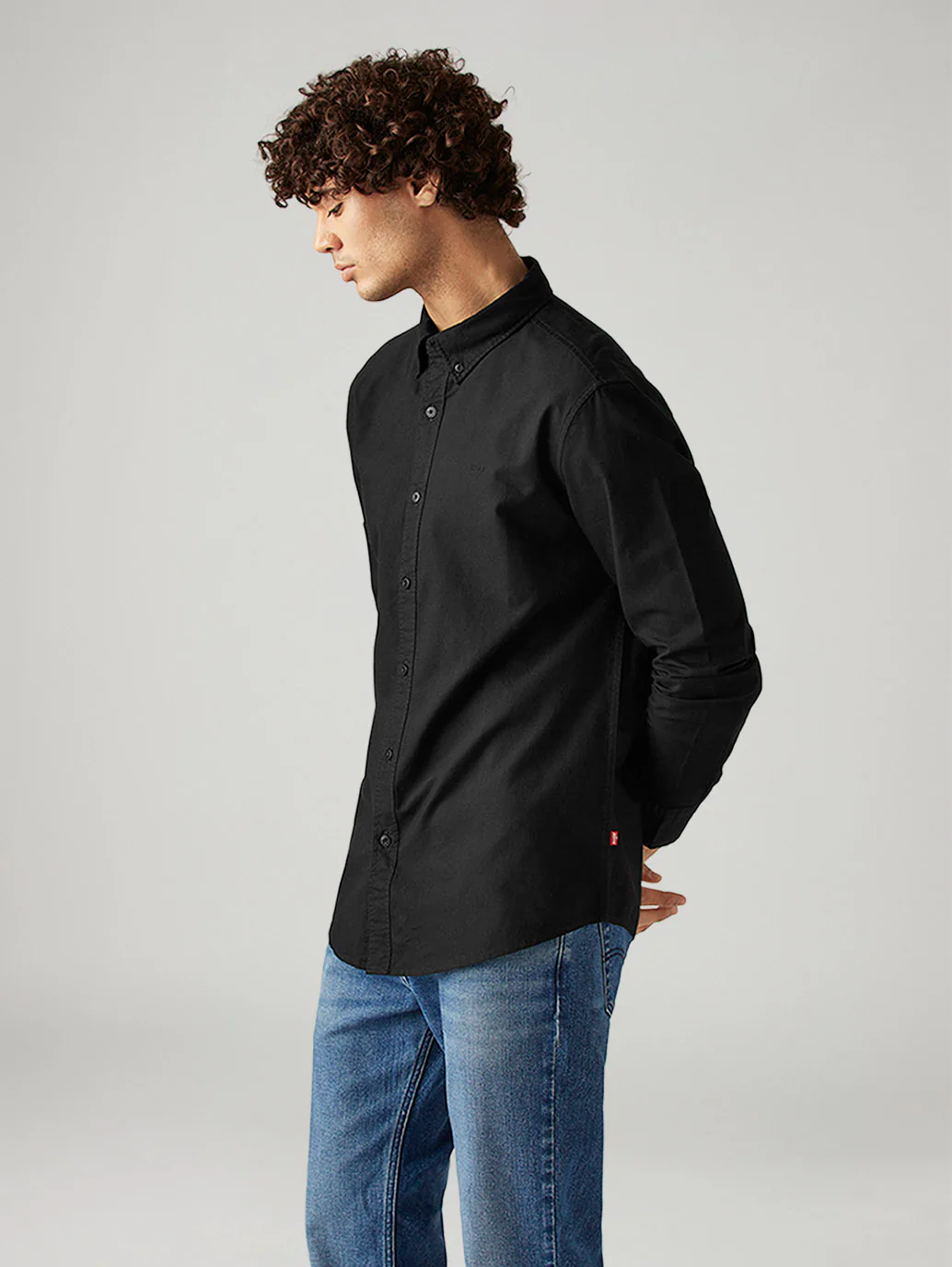 Men's Solid Slim Fit Oxford Shirt - Image 5