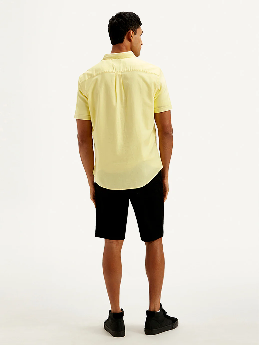 Men's Solid Slim Fit Oxford Shirt - Image 3