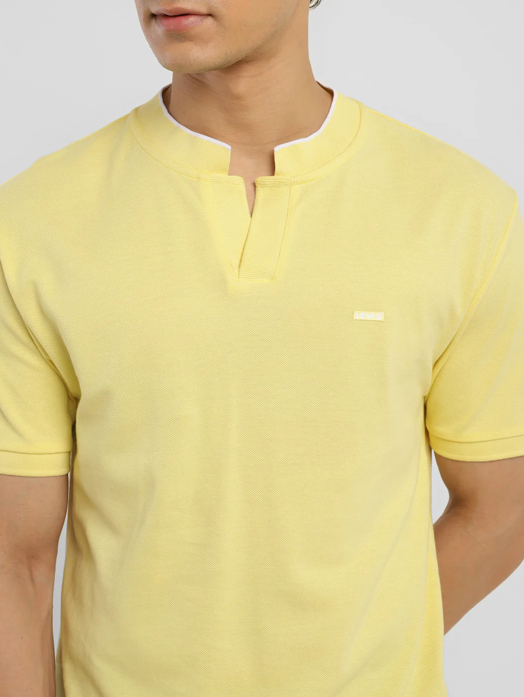 Men's Solid Slim Fit Henley Neck T-Shirt - Image 5
