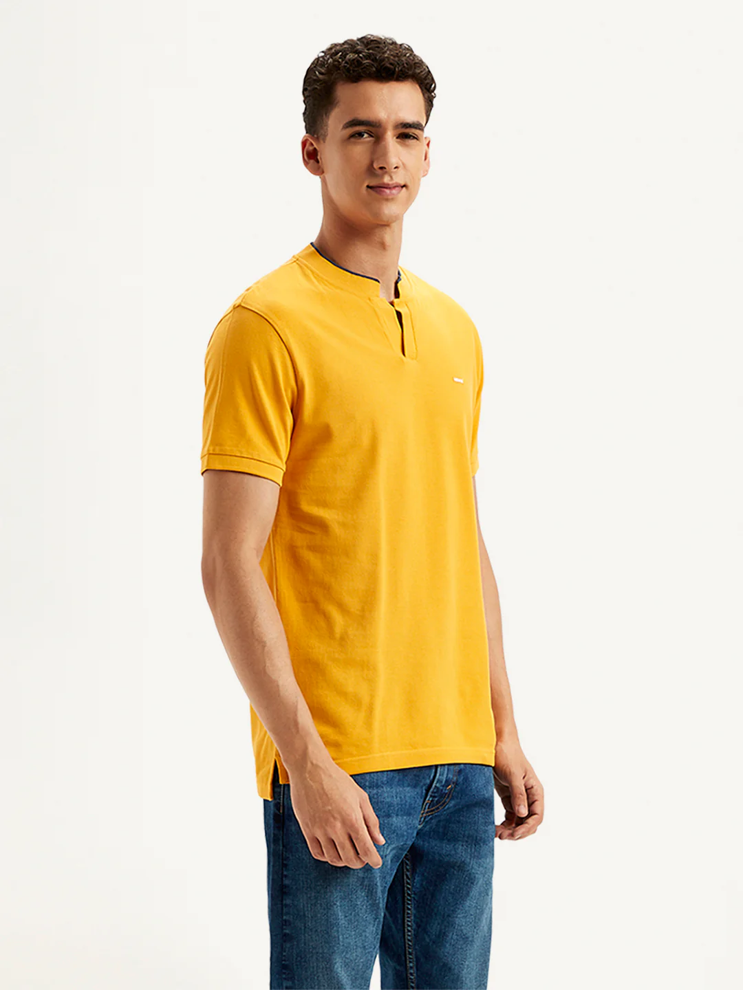 Men's Solid Slim Fit Polo T-Shirt - Image 4