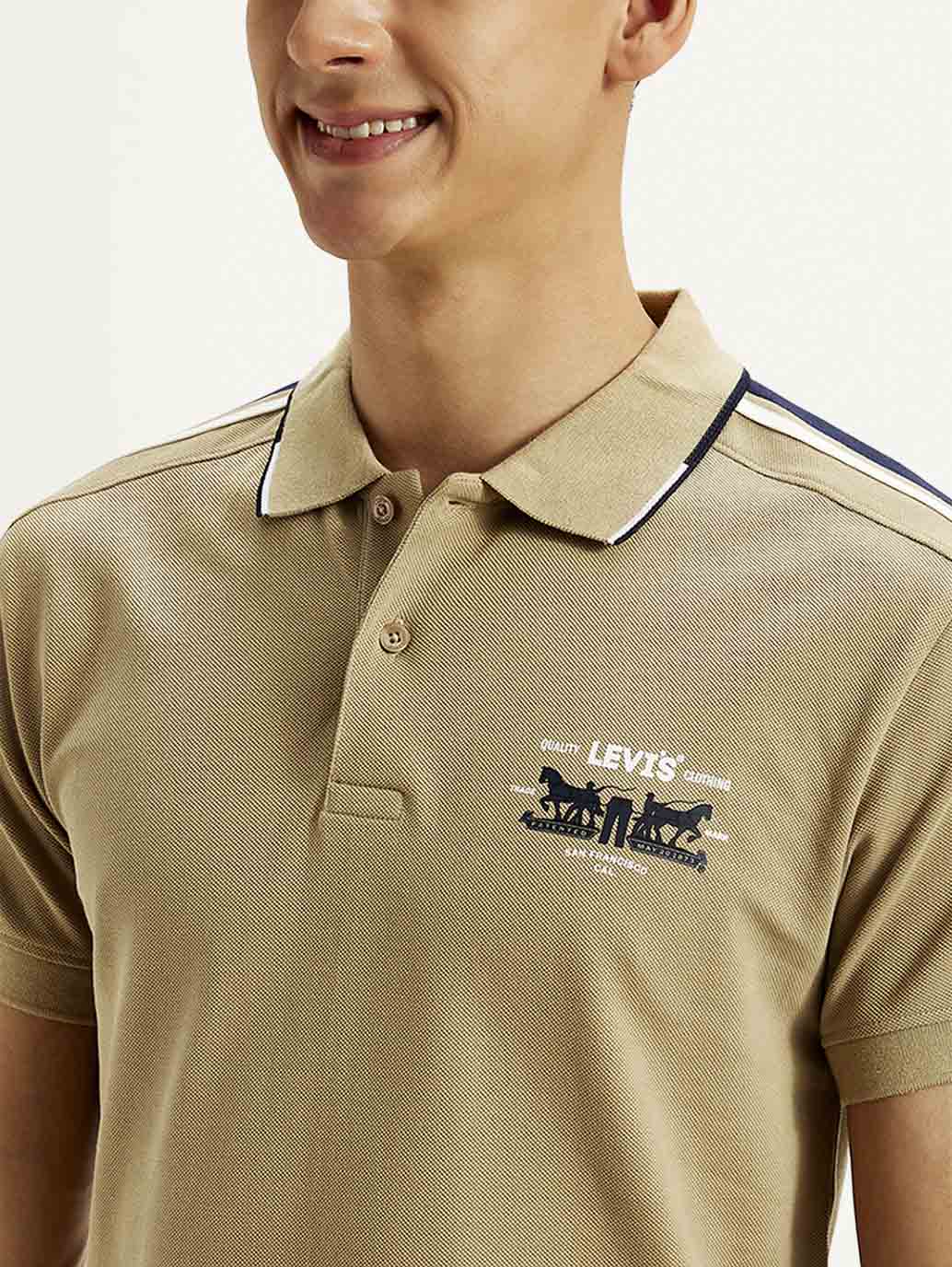 Men's Solid Slim Fit Polo T-shirt - Image 4