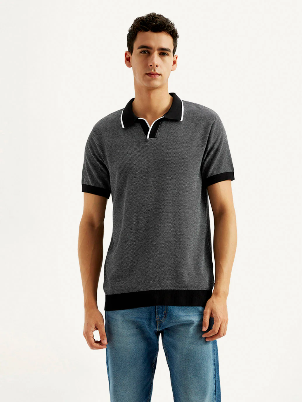 Men's Solid Slim Fit Polo T-shirt - Image 2
