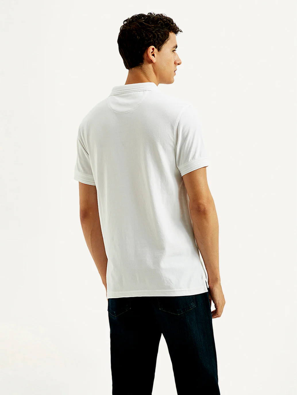 Men's Solid Slim Fit Polo T-shirt - Image 4