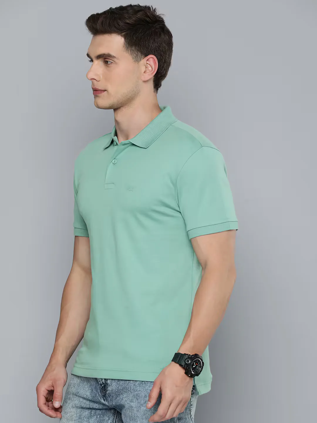 Men's Solid Slim Fit Polo T-shirt - Image 8