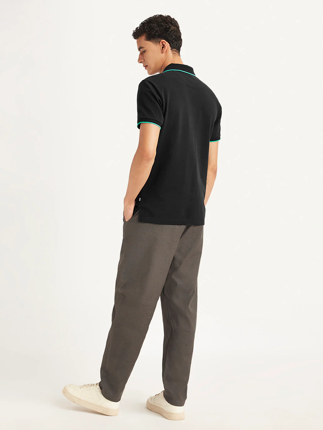Men's Solid Slim Fit Polo T-Shirt - Image 4