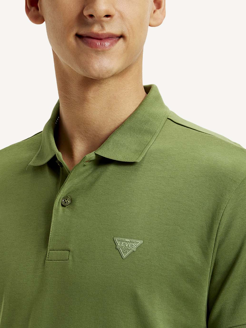 Men's Solid Slim Fit Polo T-shirt - Image 4