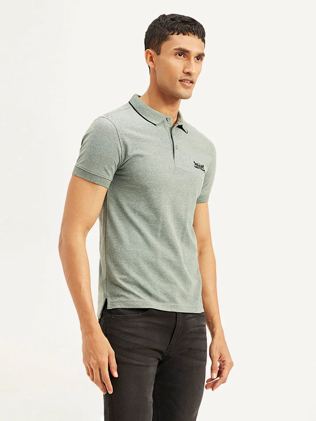 Men's Solid Slim Fit Polo T-shirt - Image 4