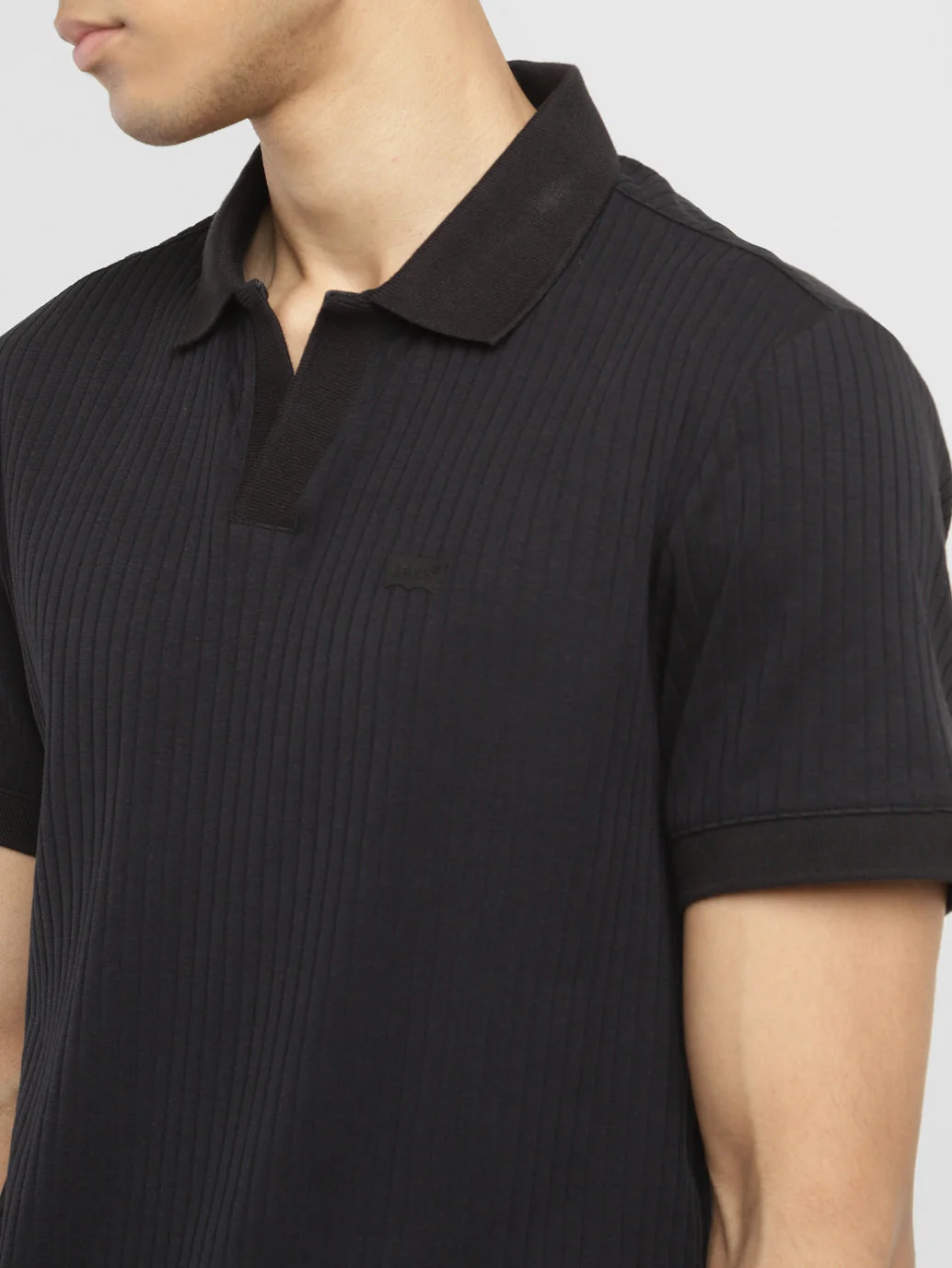 Men's Solid Slim Fit Polo T-shirt - Image 4