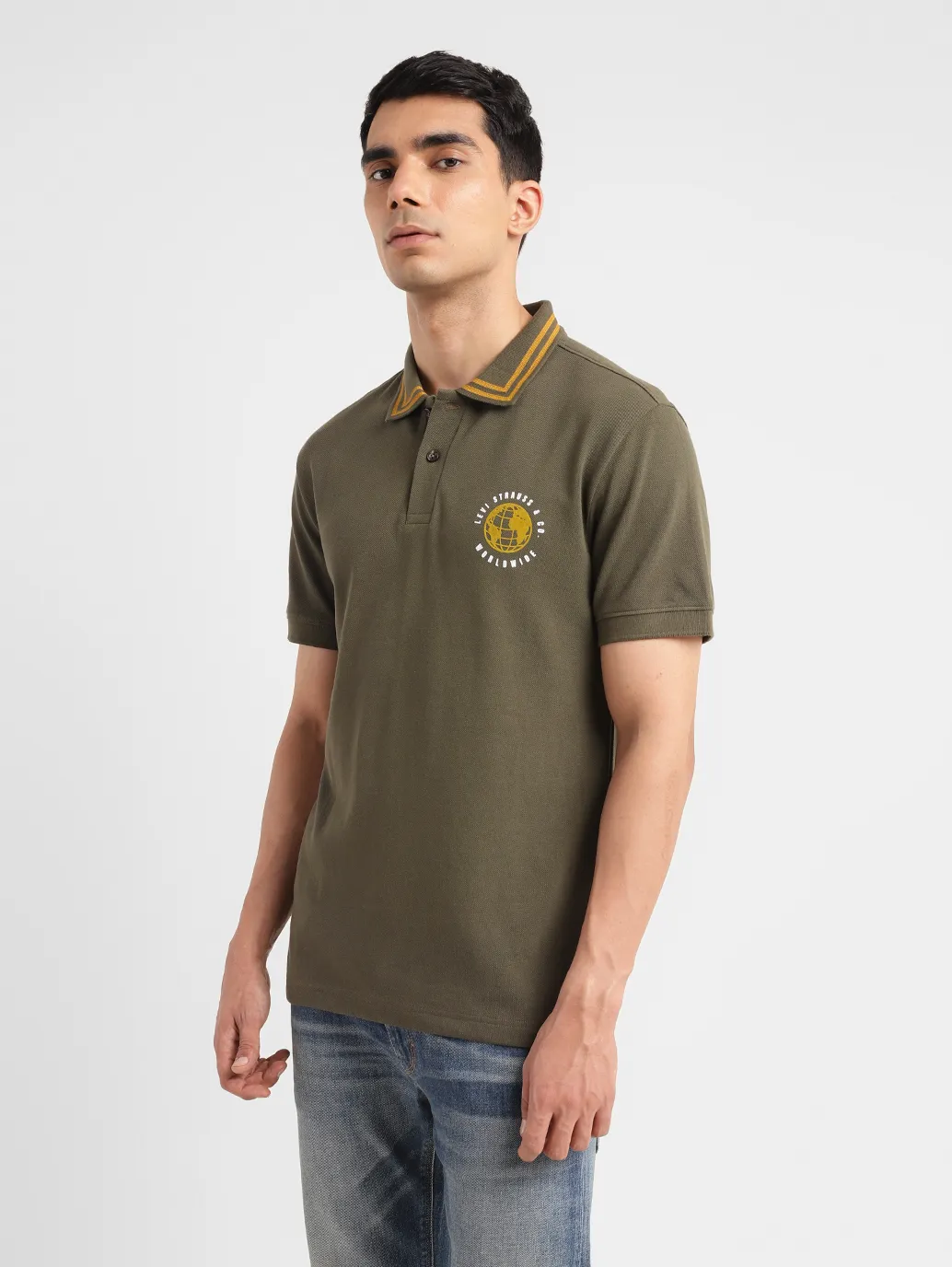 Men's Solid Slim Fit Polo T-shirt - Image 4