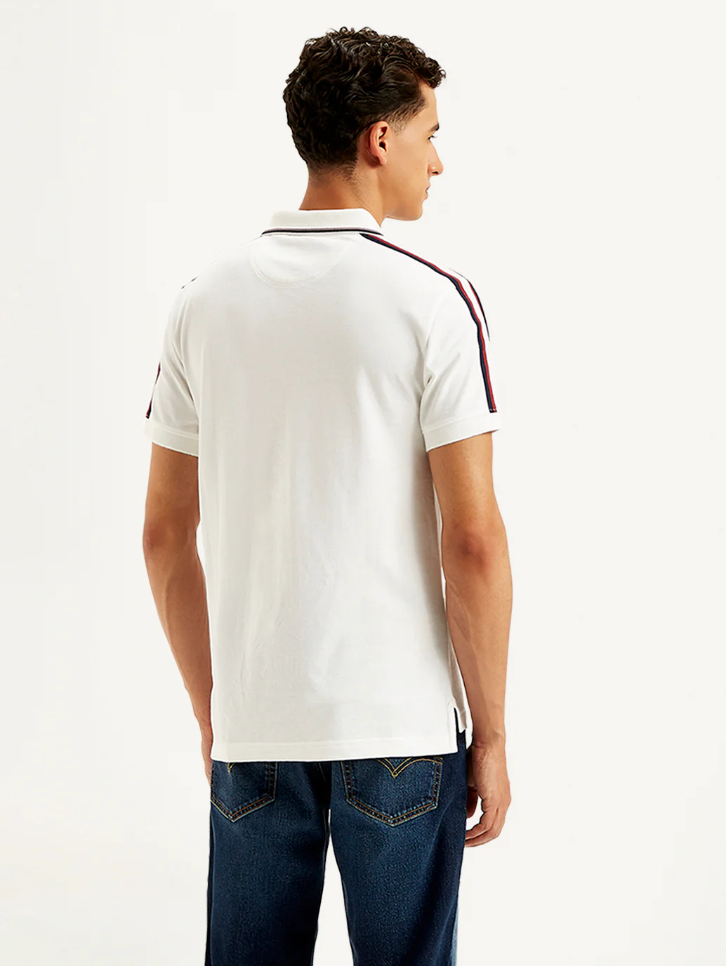 Men's Solid Slim Fit Polo T-shirt - Image 3