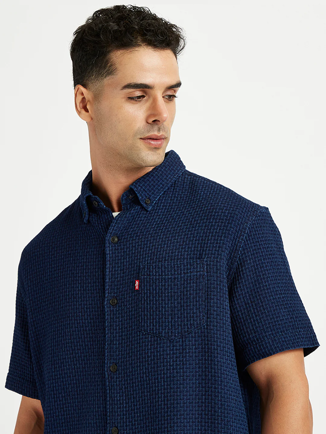 Men's Solid Slim Fit Shirt - Image 4