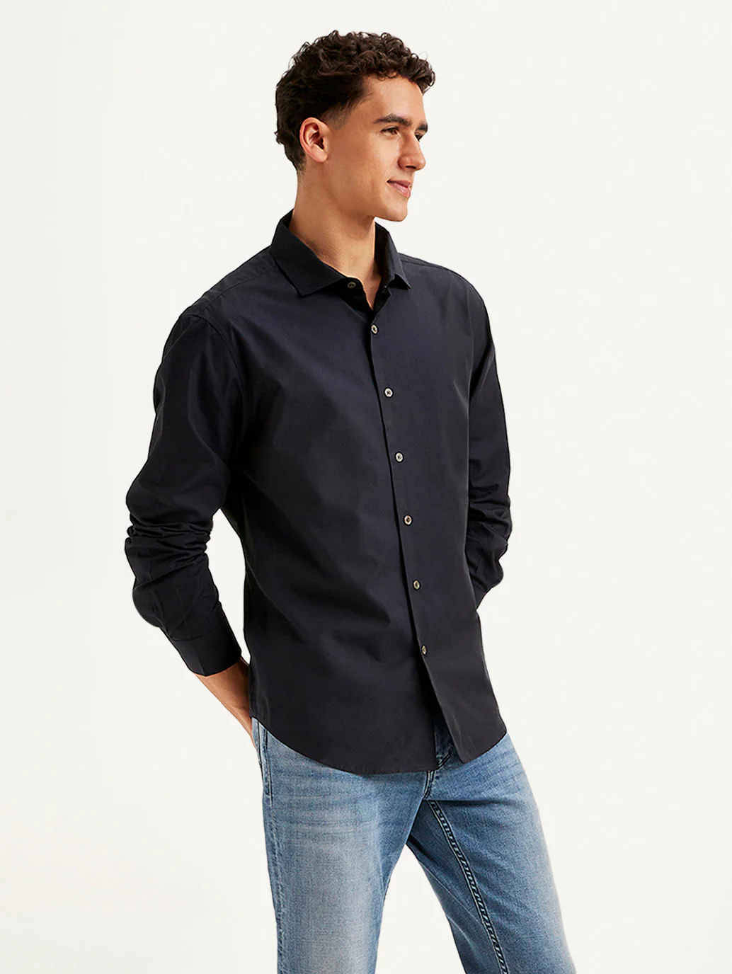 Men's Redloop Solid Slim Fit Shirt - Image 5