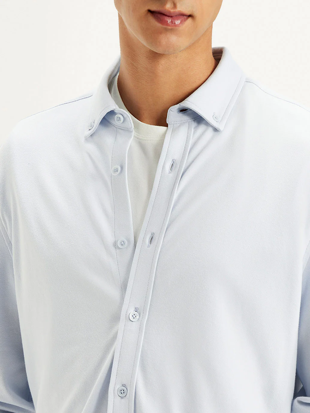 Men's Solid Slim Fit Shirt - Image 4
