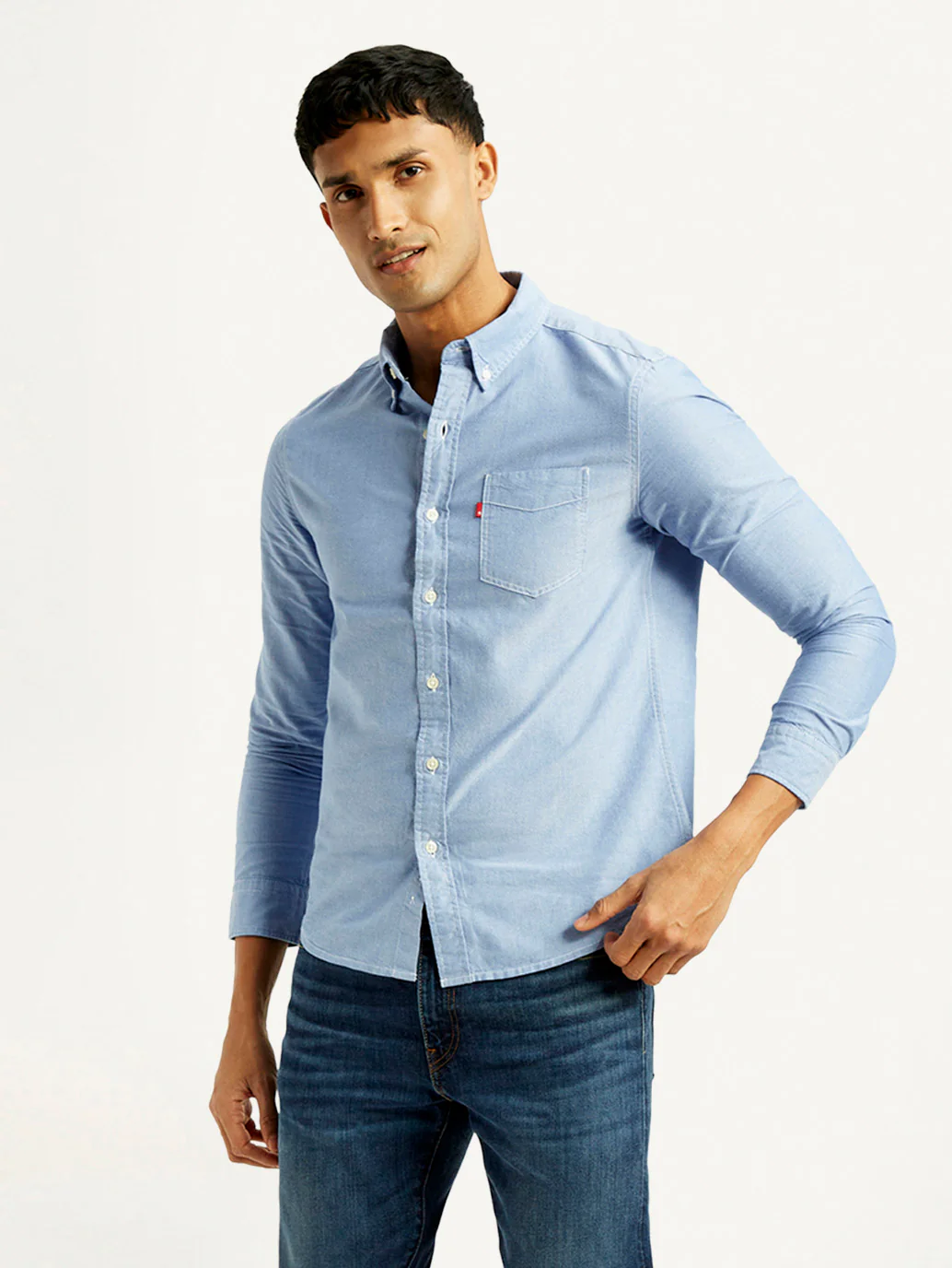 Men's Solid Slim Fit Oxford Shirt - Image 2