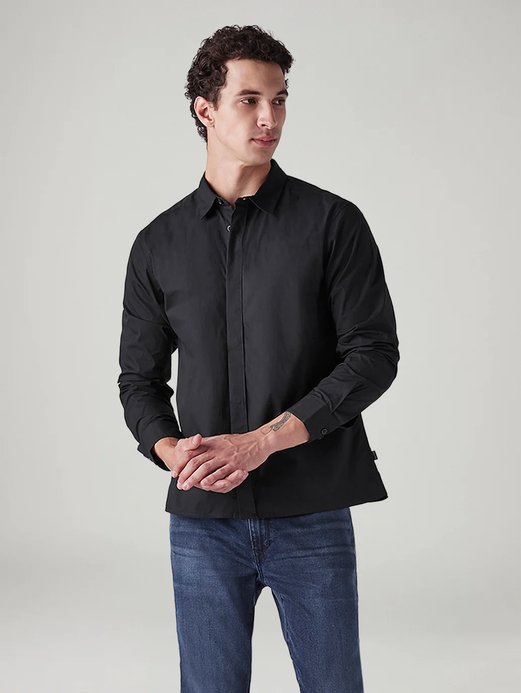 Men's Solid Slim Fit Shirt