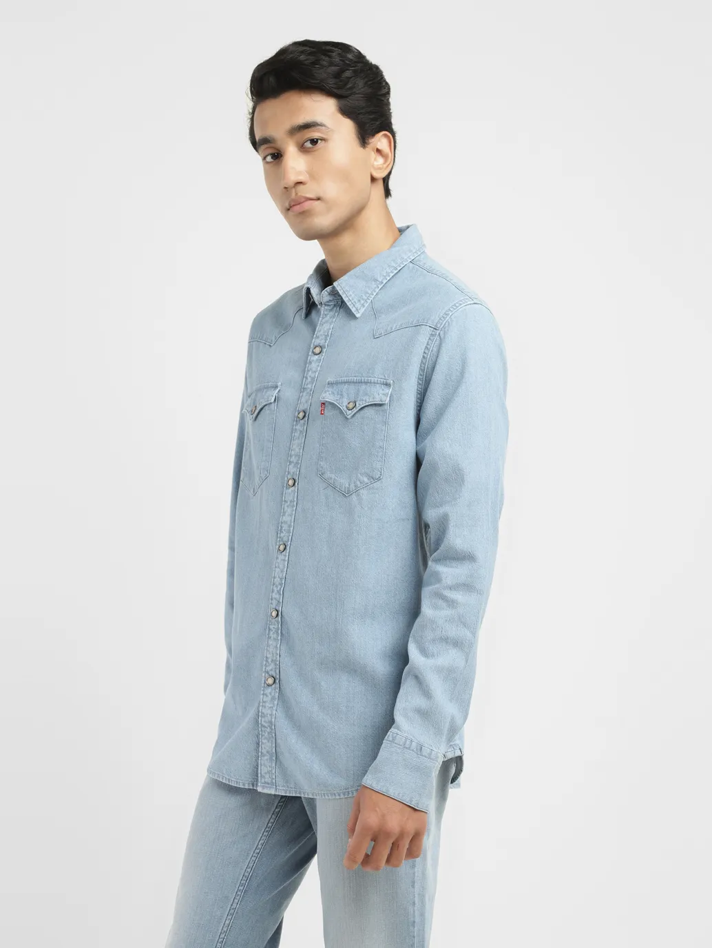Men's Solid Slim Fit Shirt - Image 4