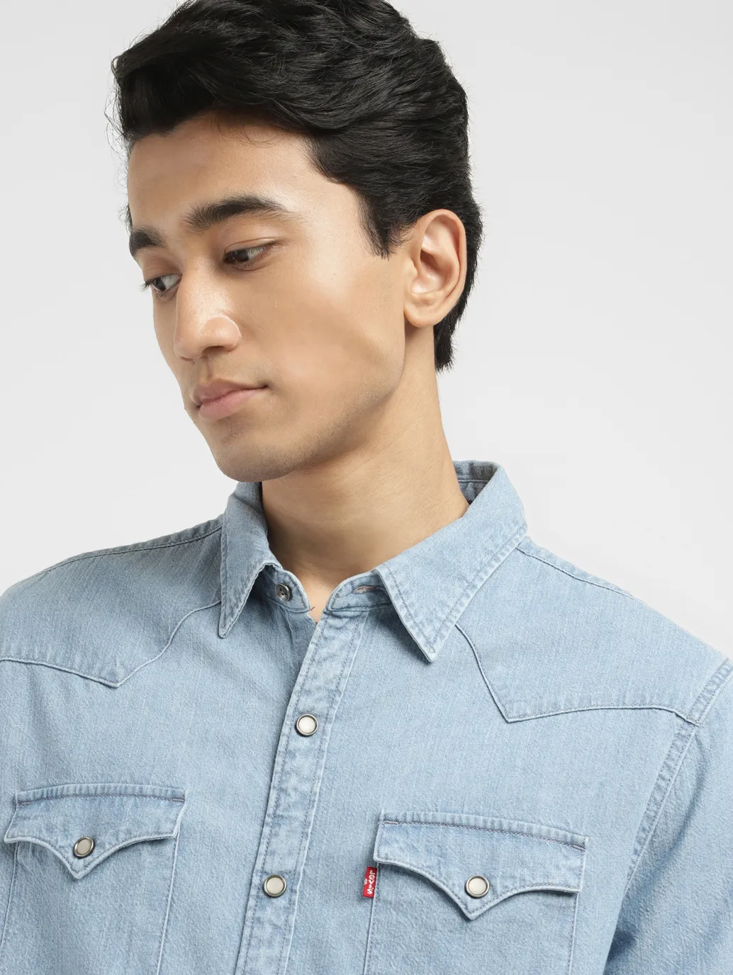 Men's Solid Slim Fit Shirt - Image 5