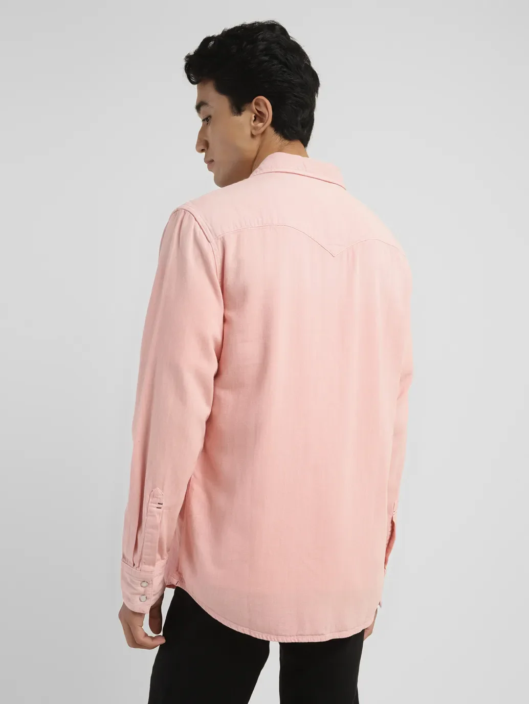 Men's Solid Slim Fit Shirt - Image 3