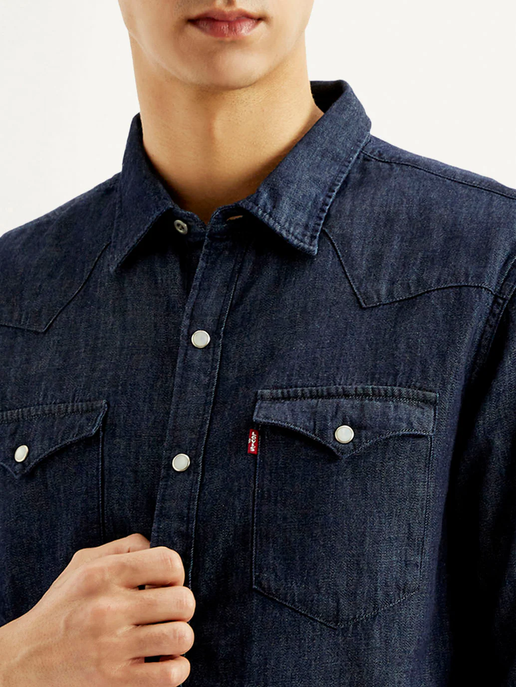 Men's Solid Slim Fit Denim Shirt - Image 4