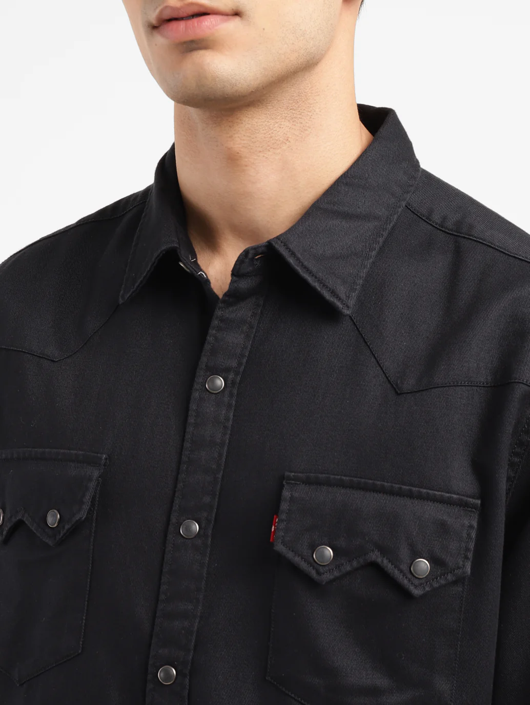 Men's Solid Slim Fit Shirt - Image 4