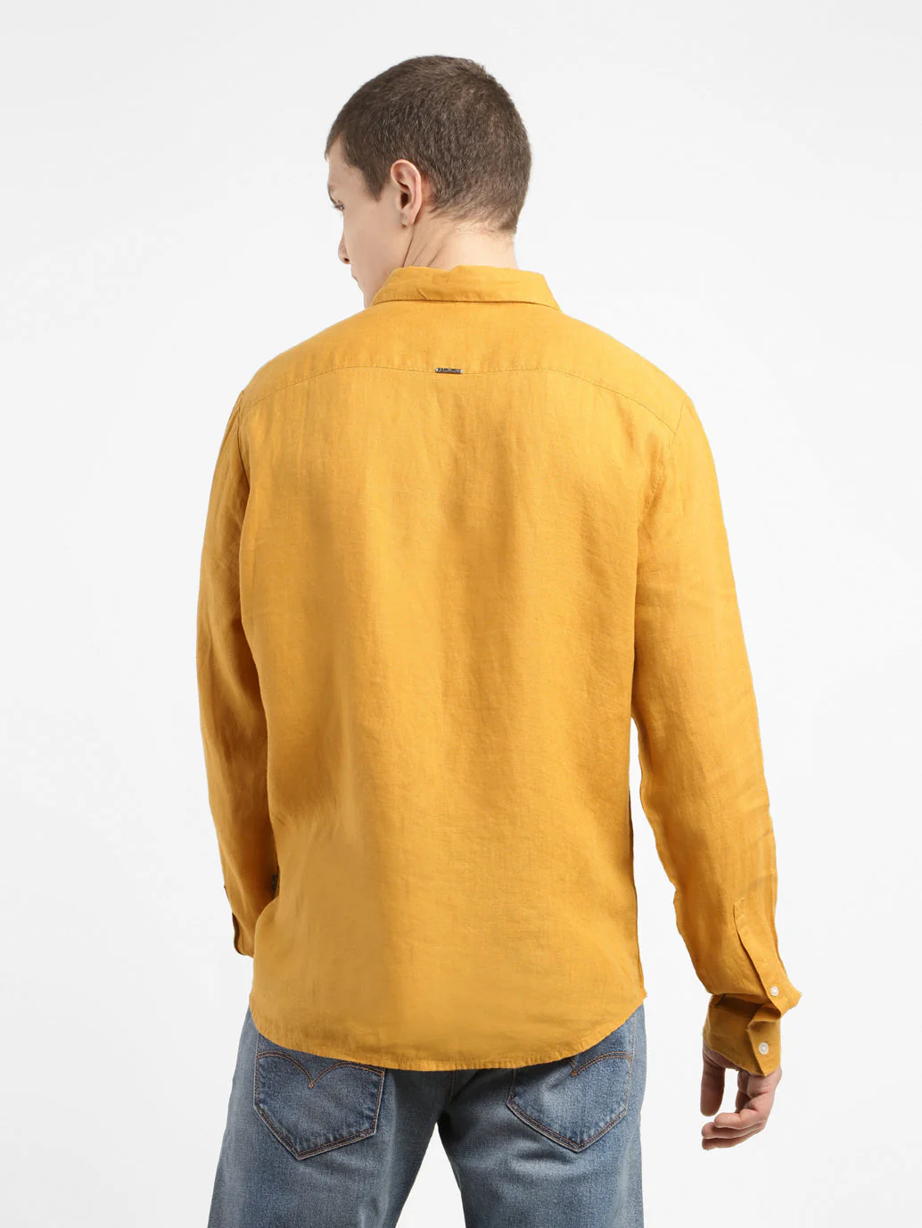Men's Solid Spread Collar Linen Shirt - Image 3