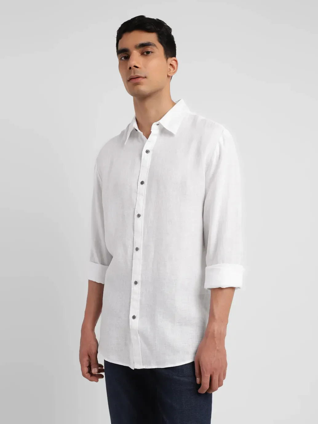 Men's Solid Slim Fit Linen Shirt - Image 4