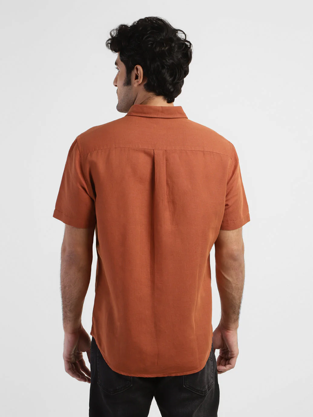 Men's Solid Slim Fit Linen Shirt - Image 3