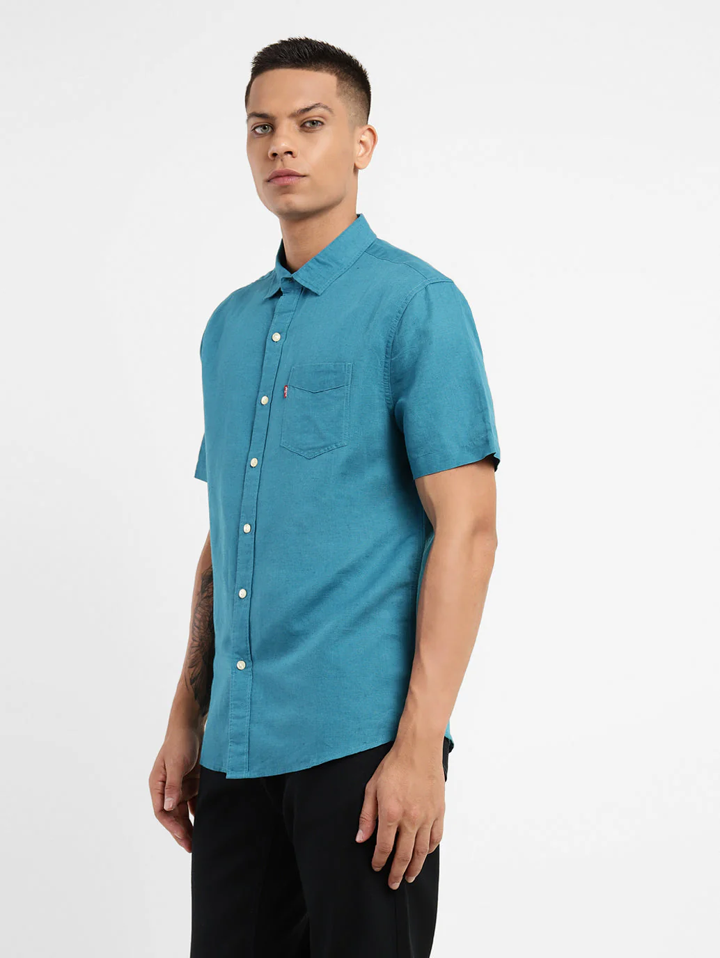 Men's Solid Spread Collar Linen Shirt - Image 4