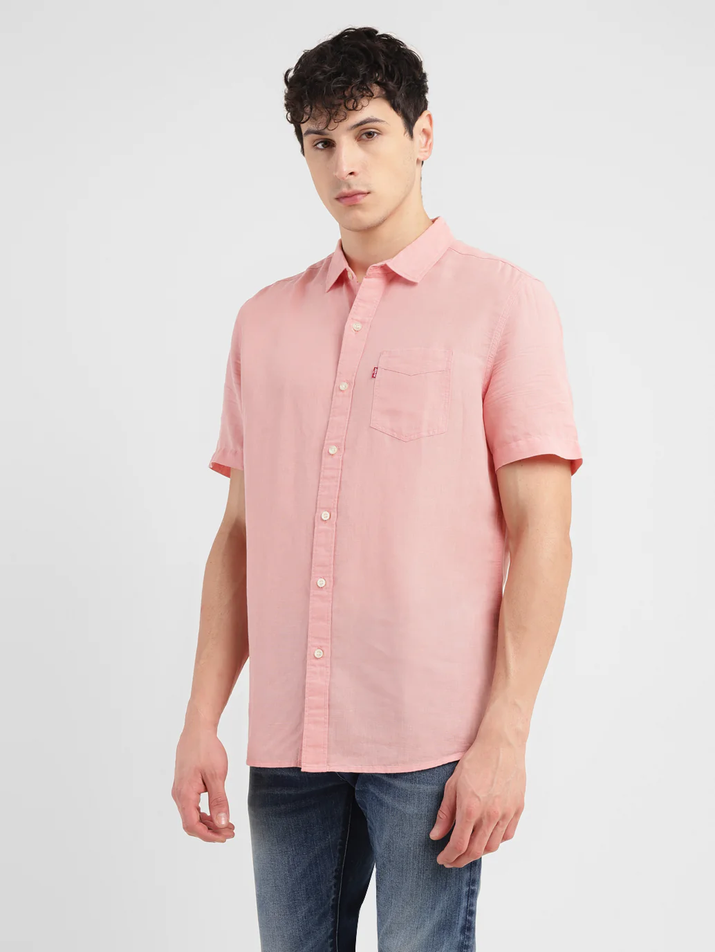 Men's Pink Solid Slim Fit Shirt - Image 3