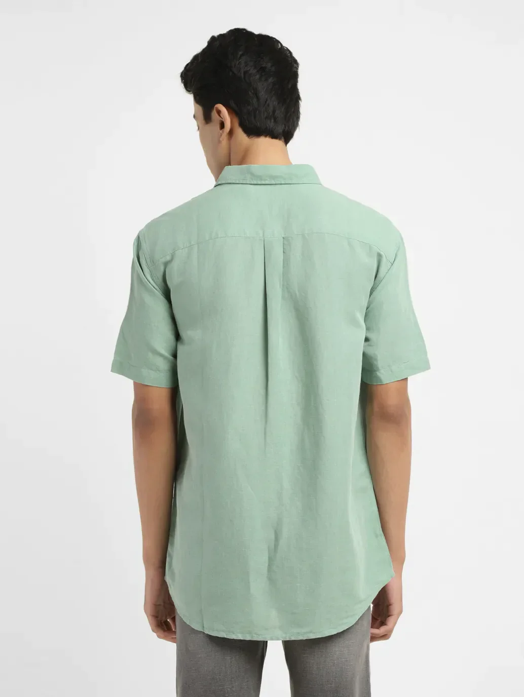 Men's Solid Slim Fit Shirt - Image 3