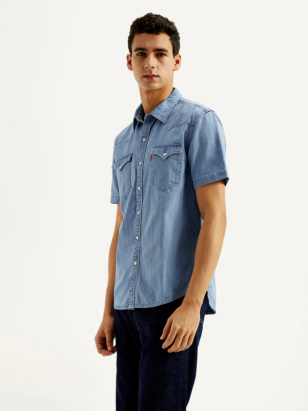 Men's Solid Slim Fit Denim Shirt - Image 4