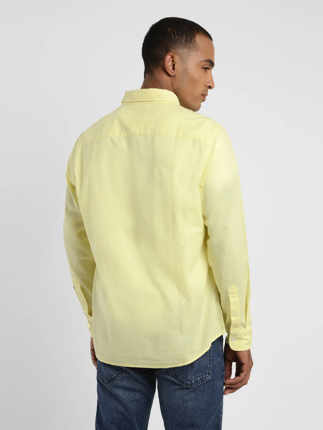 Men's Solid Slim Fit Shirt - Image 3