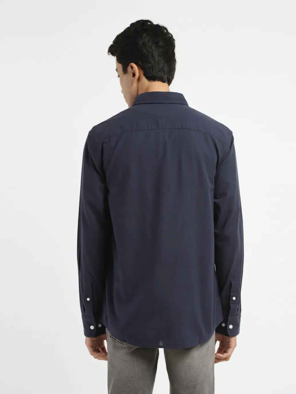 Men's Solid Slim Fit Shirt - Image 3
