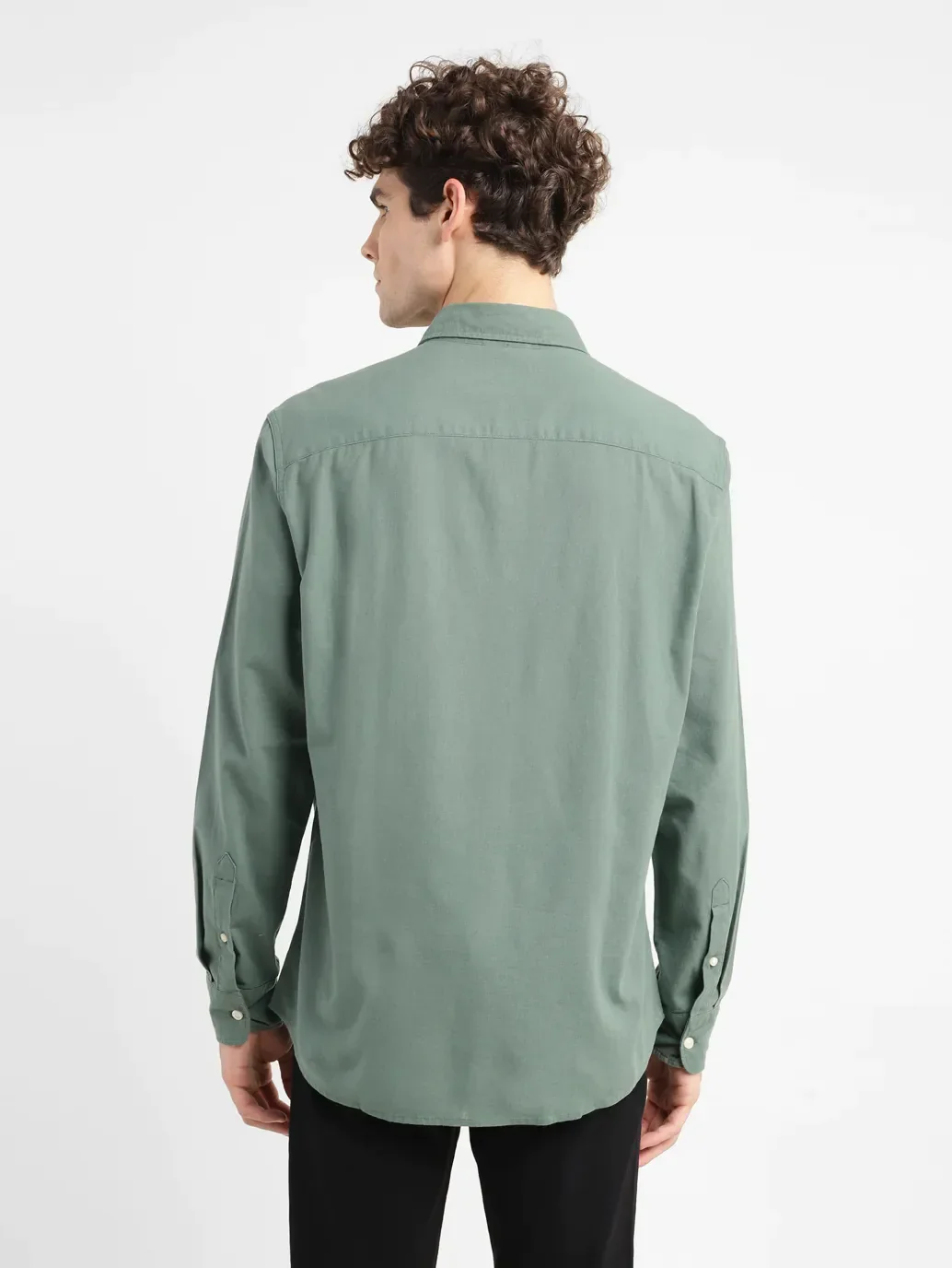 Men's Solid Slim Fit Shirt - Image 3