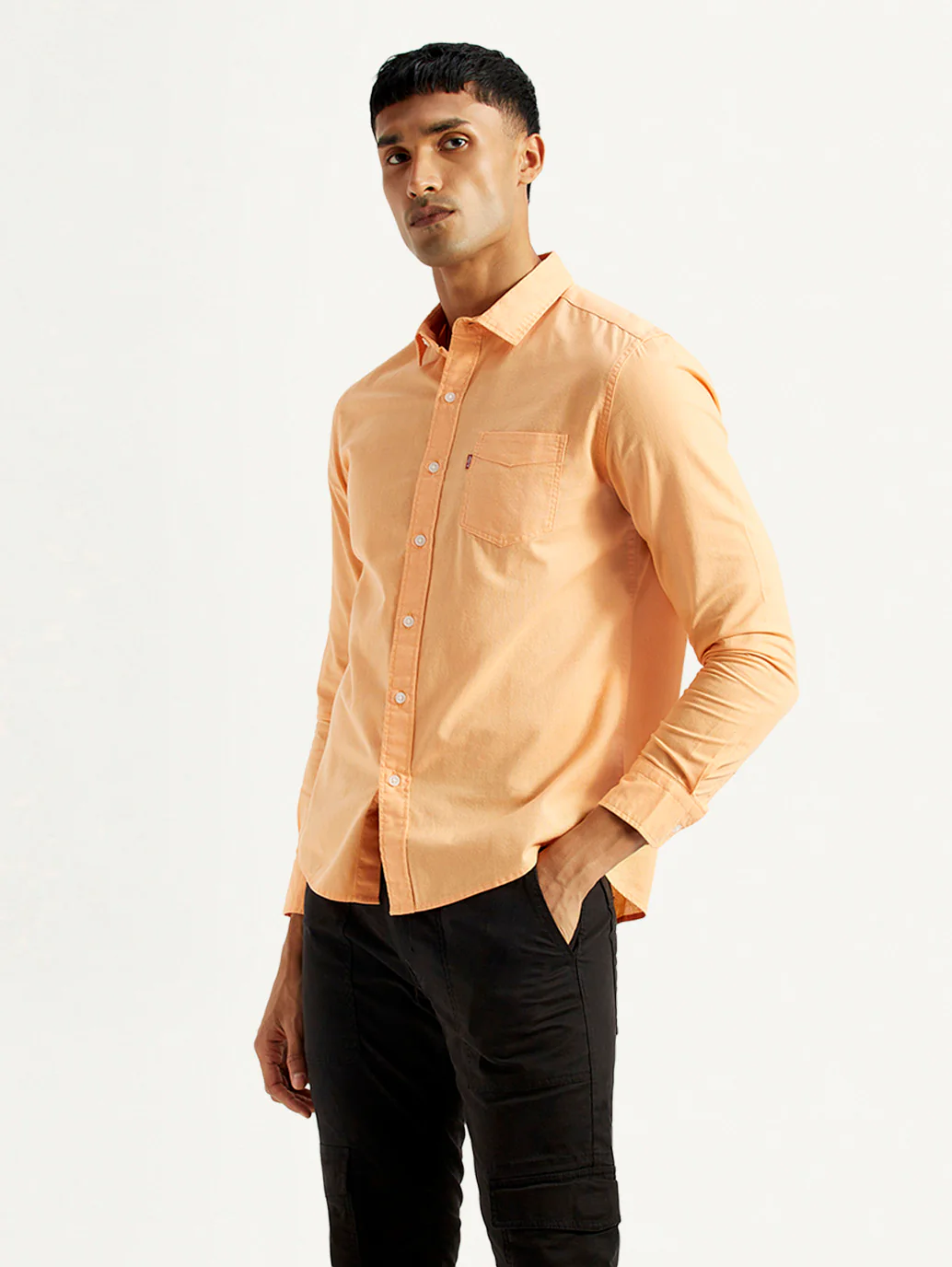Men's Solid Slim Fit Shirt - Image 4