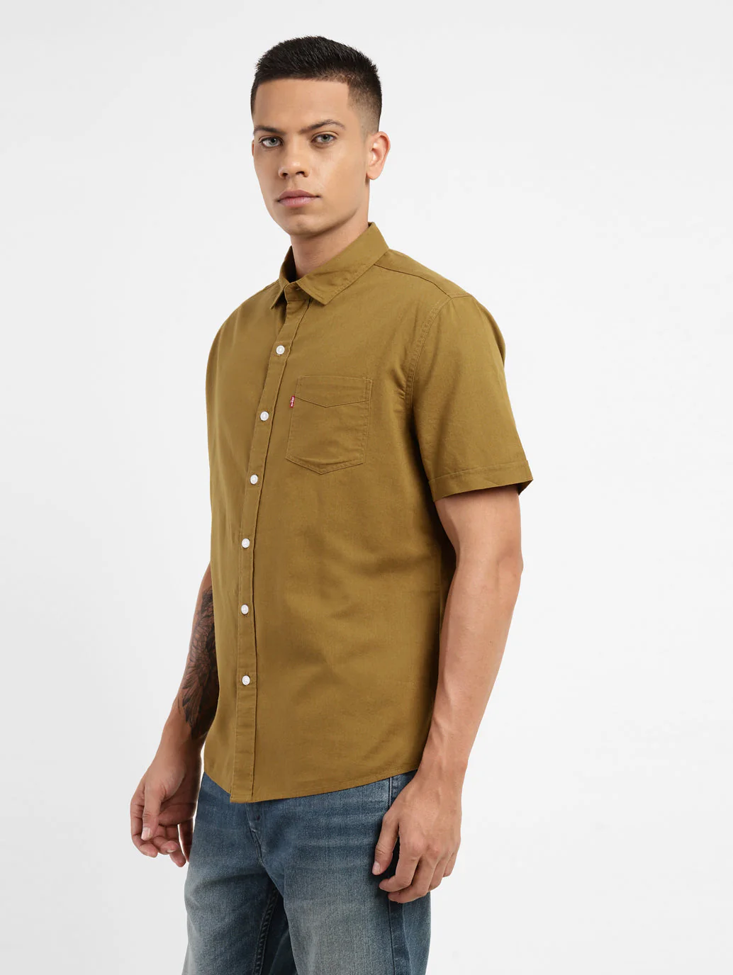 Men's Solid Slim Fit Shirt - Image 4