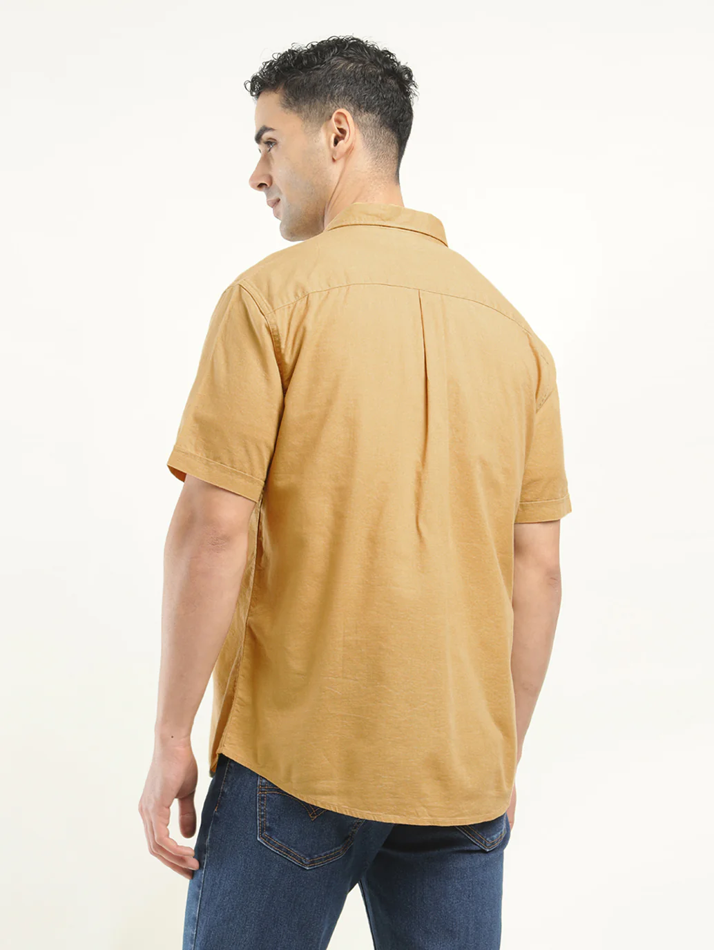 Men's Solid Slim Fit Shirt - Image 3