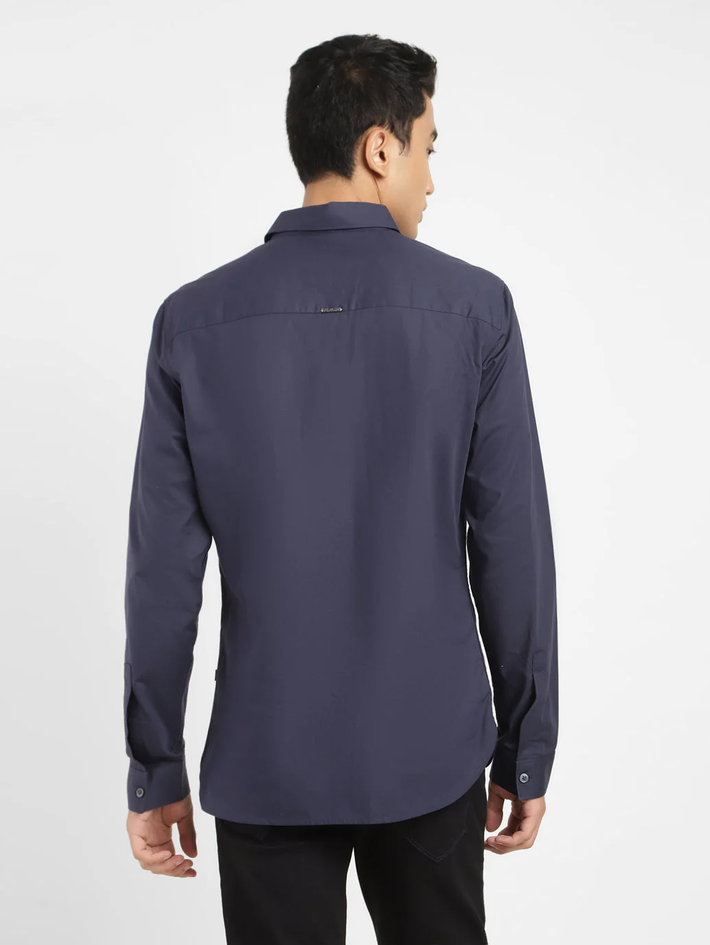 Men's Solid Regular Fit Shirt - Image 3