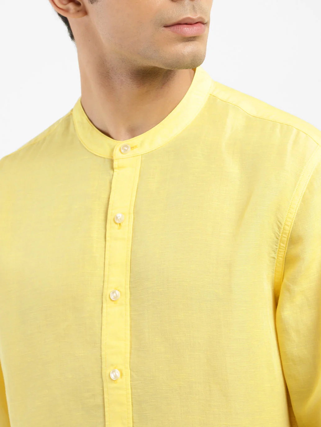 Men's Solid Slim Fit Shirt - Image 4
