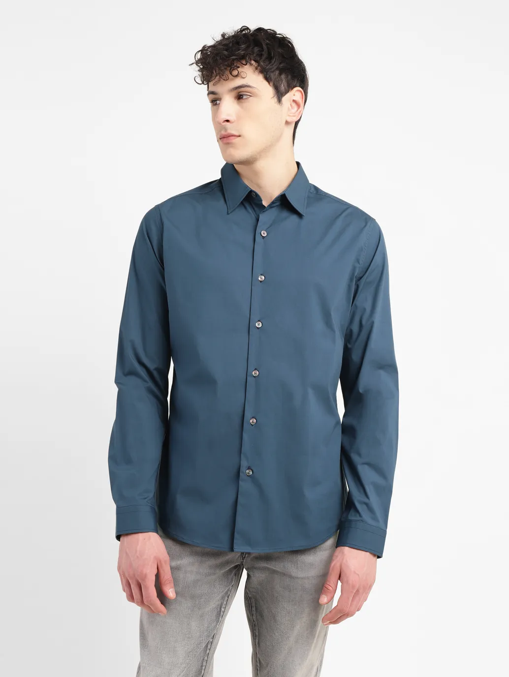 Men's Redloop Solid Slim Fit Shirt - Image 2