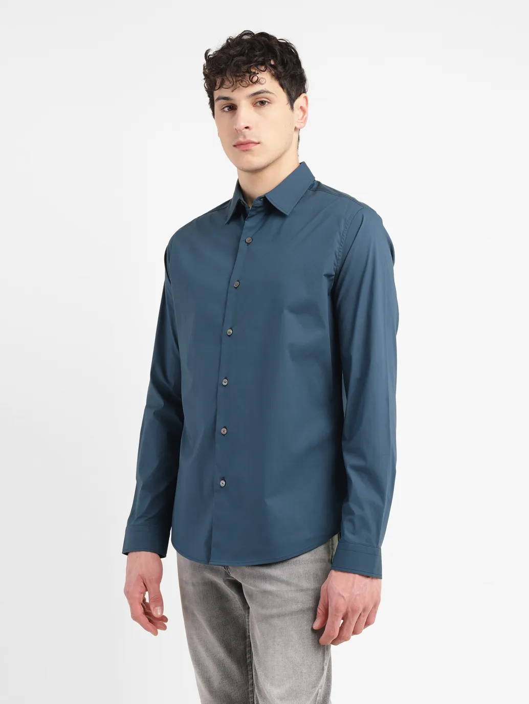 Men's Redloop Solid Slim Fit Shirt - Image 4