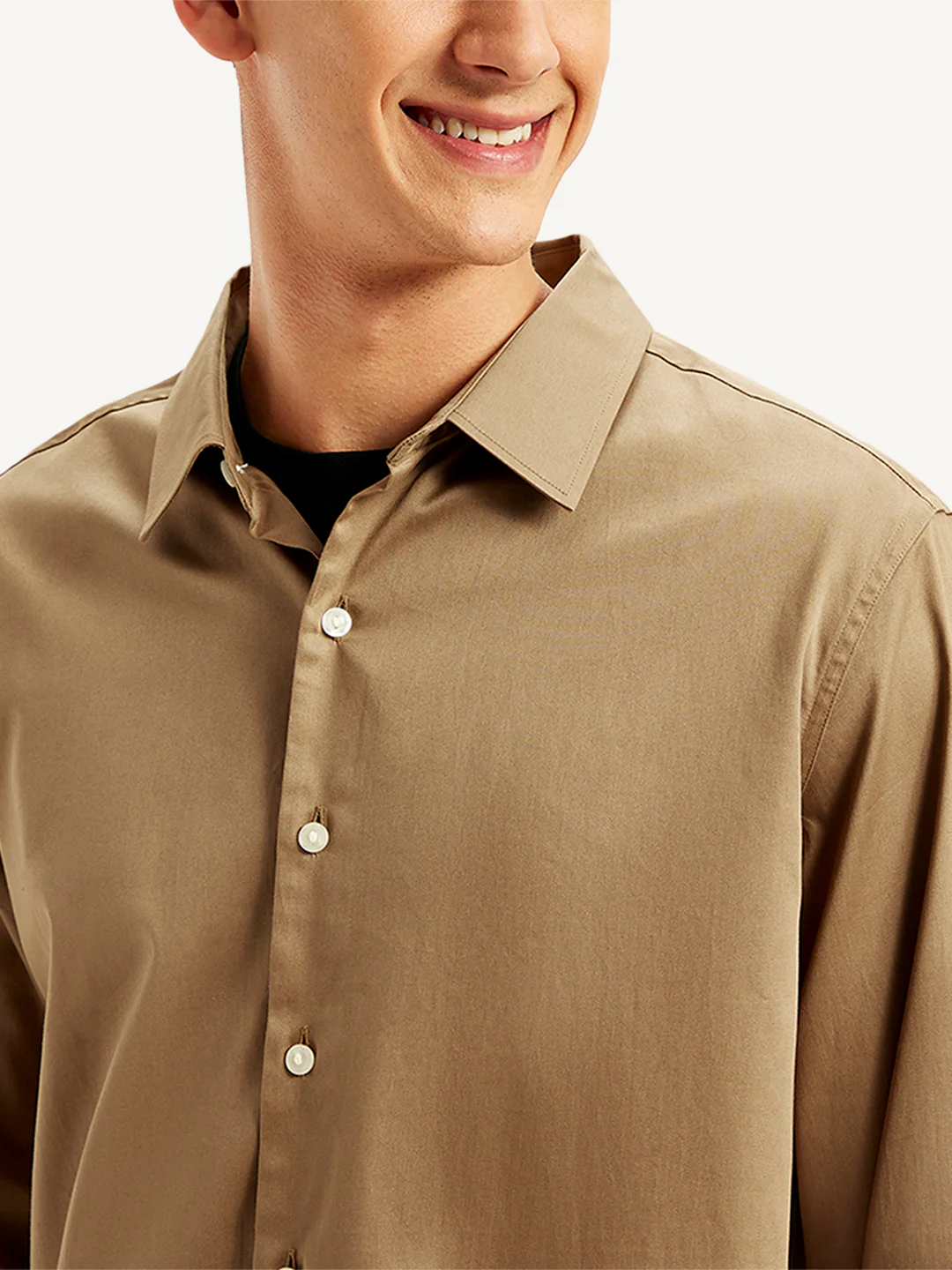 Men's Redloop Solid Slim Fit Shirt - Image 5