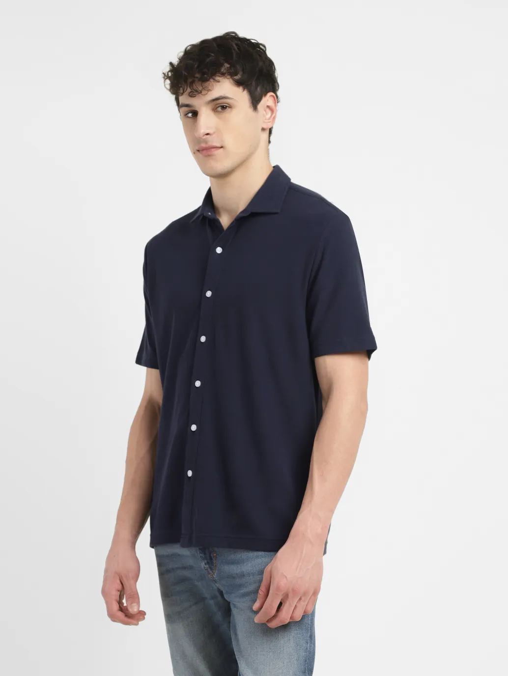 Men's Solid Slim Fit Shirt - Image 4