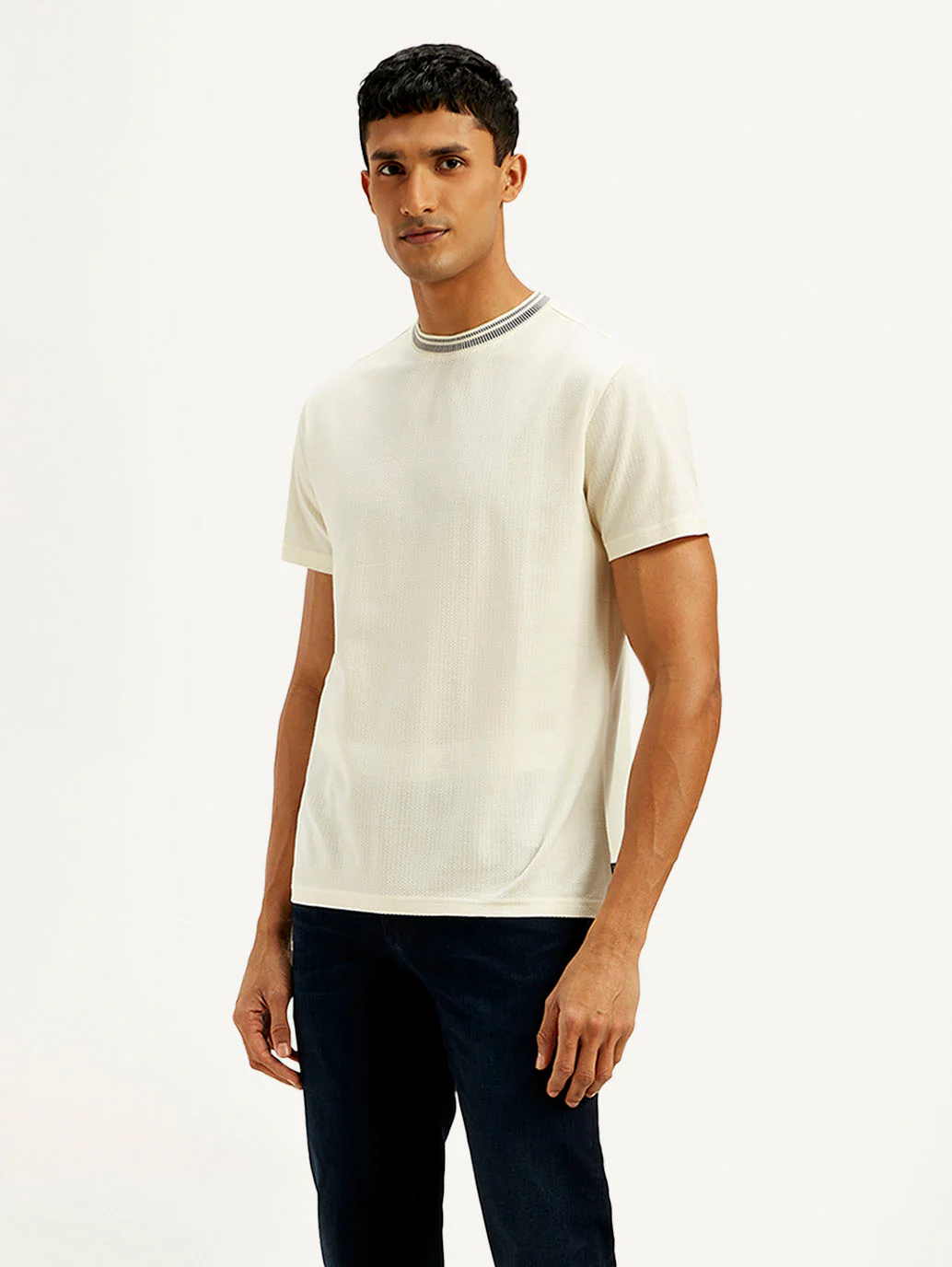 Men's Redloop Solid Slim Fit T-shirt - Image 5