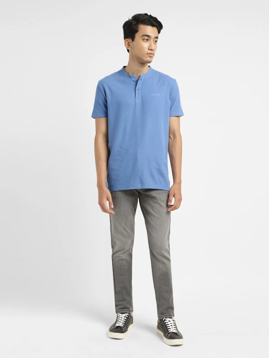 Men's Solid Slim Fit T-shirt - Image 6